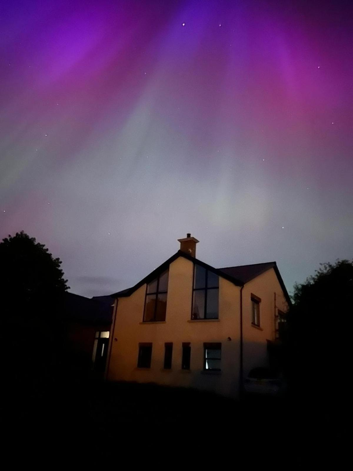 The Hay Loft Hotel Hillsborough Bagian luar foto